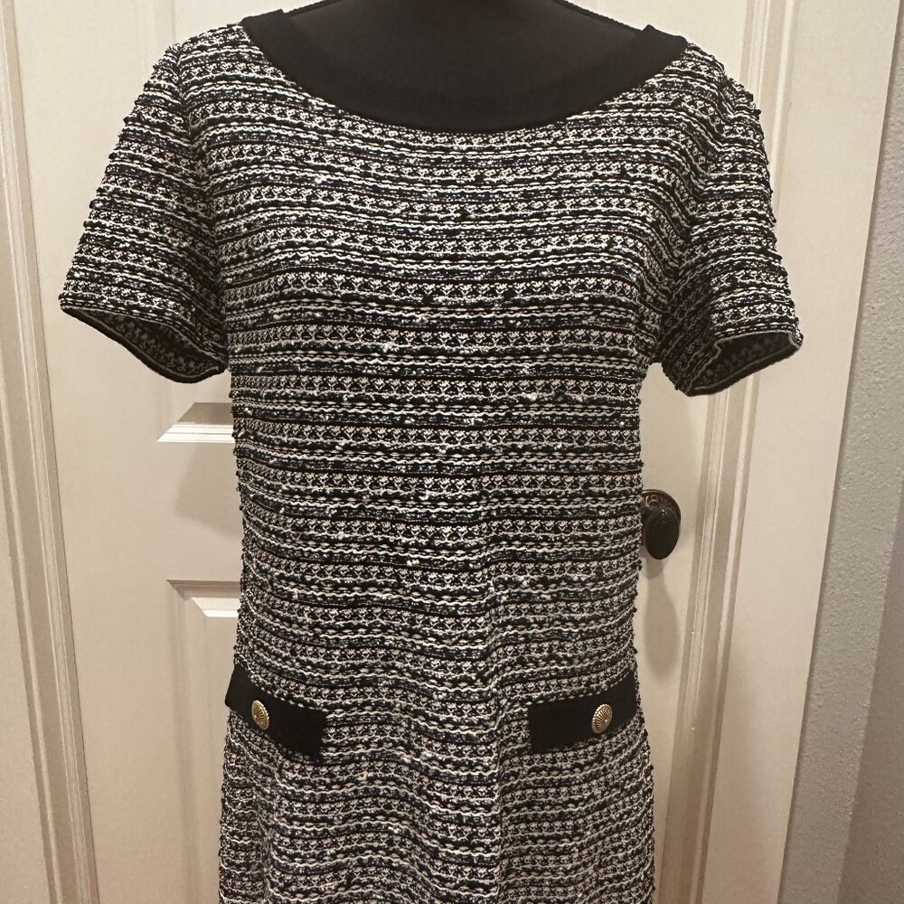 St. John Collection Black / White Tweed Sheath - Size 14